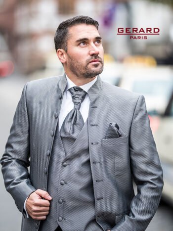 Silver-Grey Frock Coat Wedding Suit “Milano” with Stand-up Collar and Seven-Button Closure