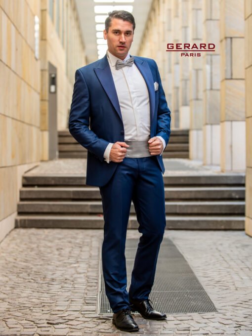 Royal blue slim-fit wedding suit with satin lapel and single-button closure